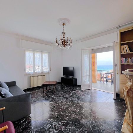 Ampio Appartamento Con Vista Varazze Esterno foto