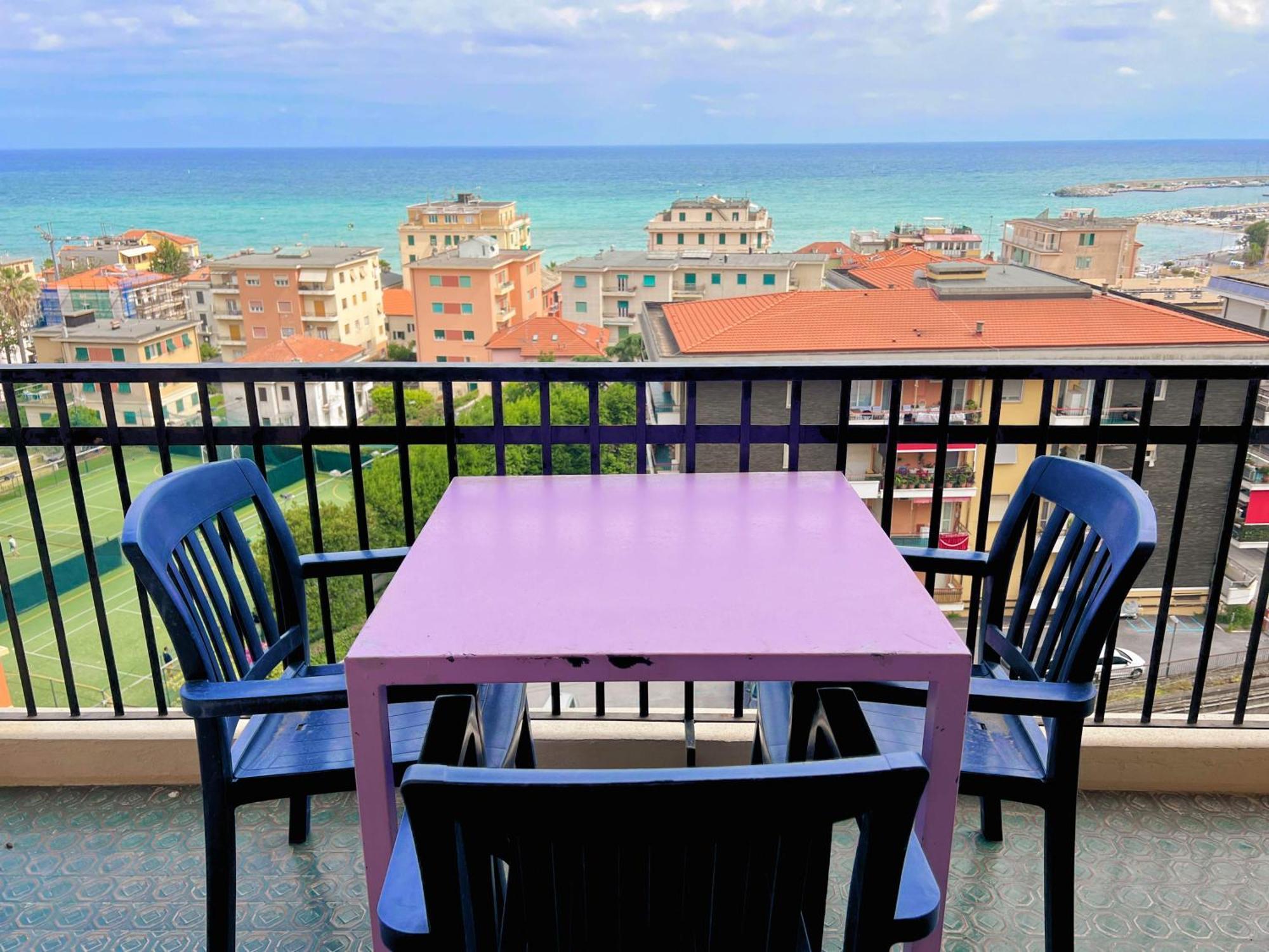 Ampio Appartamento Con Vista Varazze Esterno foto